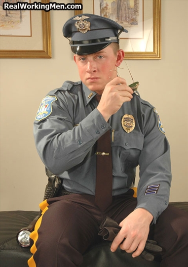cop (02)